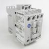 Khởi động từ 700-CF400EJ